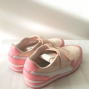Kids shoes